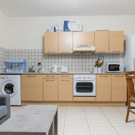 Euro Carissa Flat 101 Apartment Larnaca Ngoại thất bức ảnh